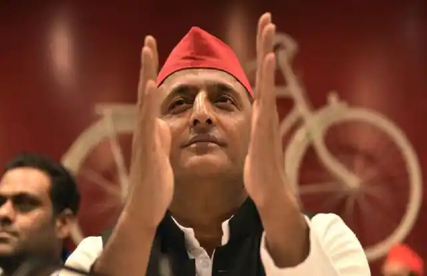 सपा अध्यक्ष अखिलेश यादव