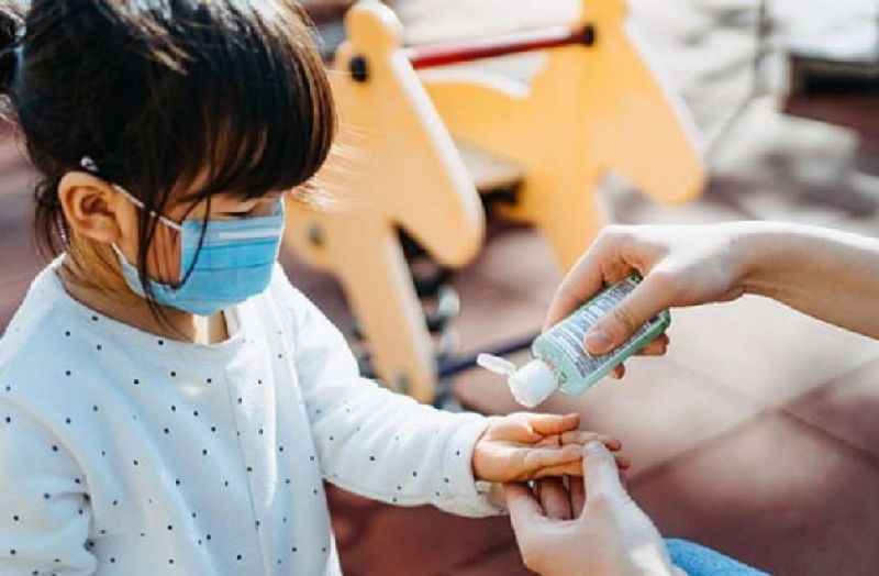 बच्चों में कोरोना, तीसरी लहर में ये आंकड़े आ रहे सामने