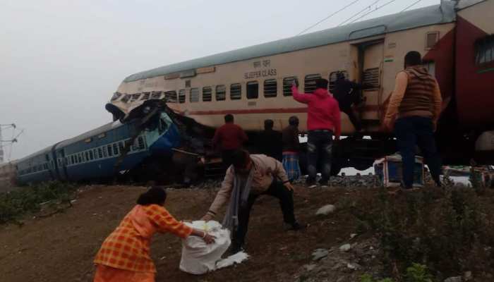 Guwahati-Bikaner Express derailed near Domohani West Bengal