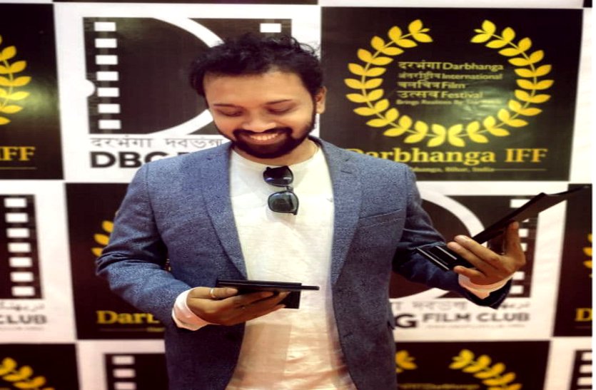 छत्तीसगढ़ की फोर सम को जयपुर फिल्म फेस्टिवल में बेस्ट मूवी का अवॉर्ड, दिव्येंदु स्टारर फिल्म को पछाड़कर जीते तीन पुरस्कार