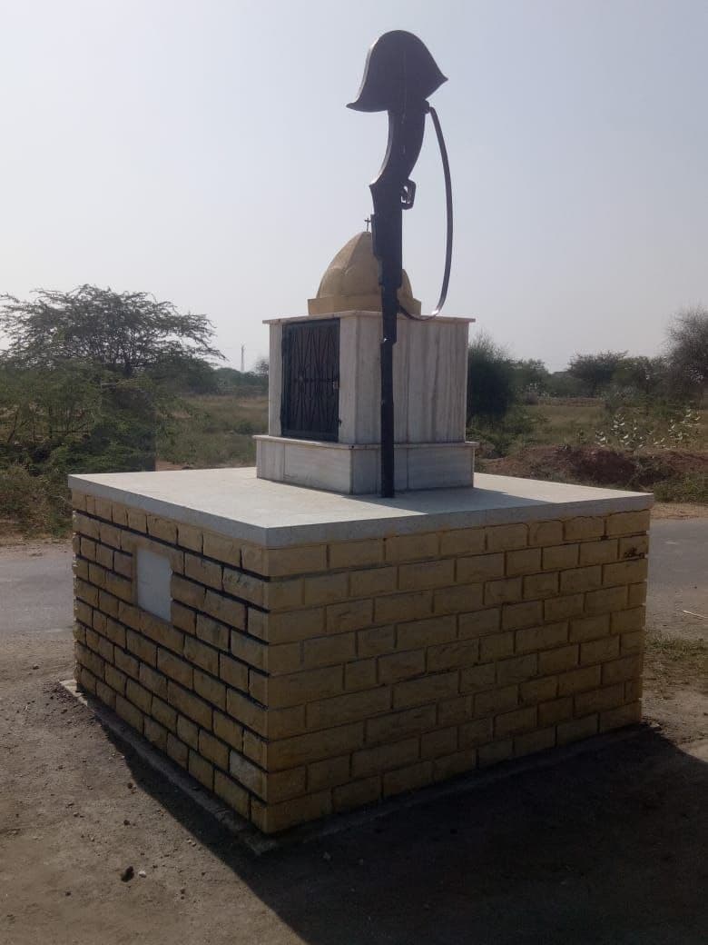 गांव की मिट्टी में ‘सेना’ की महक, हर तीसरे घर का सीधा रिश्ता