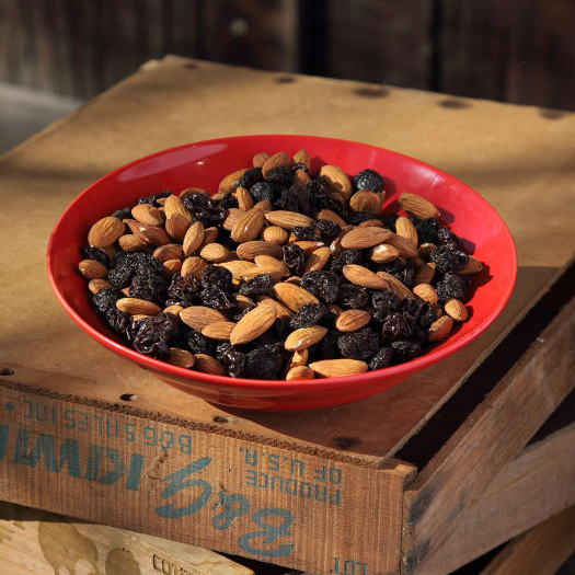 almond-raisin-mix.jpg