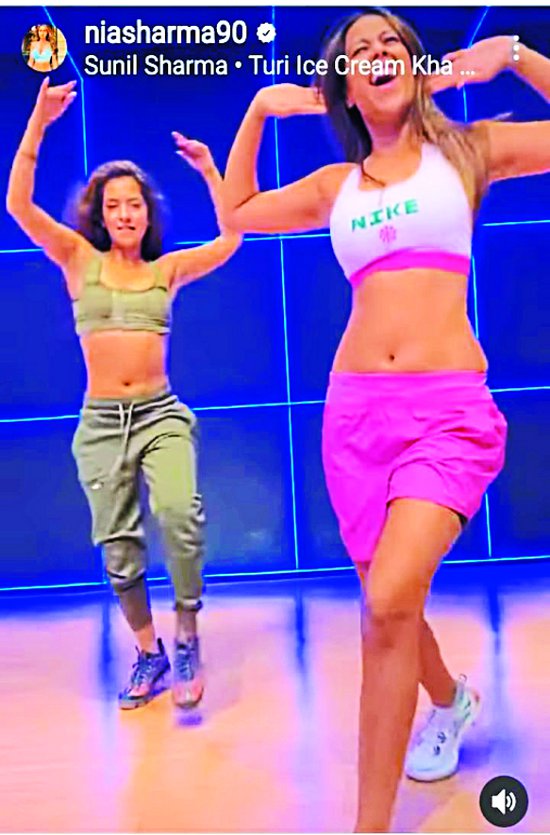 मुंबई की टीवी एक्ट्रेस ने छत्तीसगढ़ी सॉन्ग  'टूरी आइसक्रीम खाके फरार होगे... ' में बनाई रील