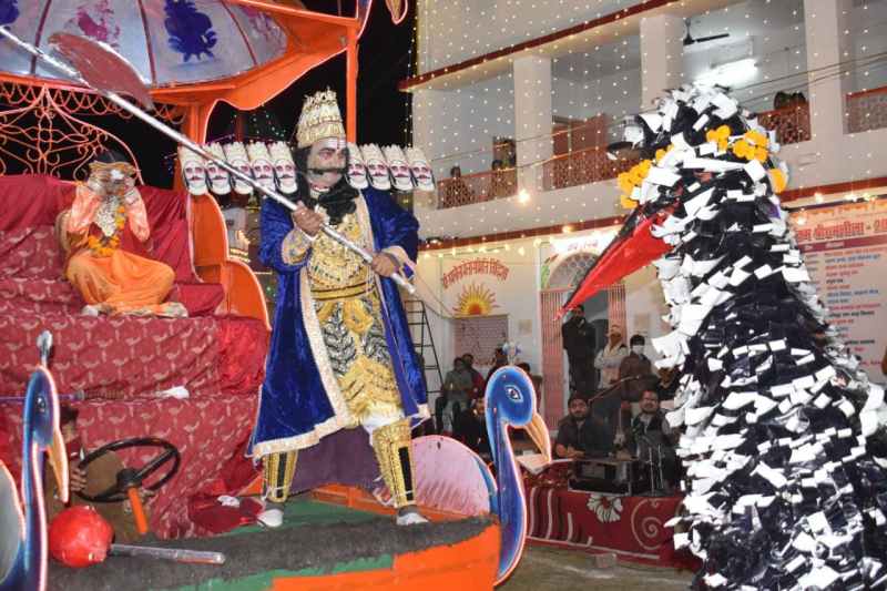 छत्रपाल ने रावण बनकर सीता का हरण किया, जटायू को मारा