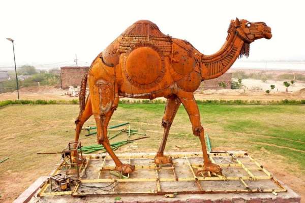 Scrap Garden- सुरपुरा में लोहे के कबाड़ से बन रहा स्क्रैप गार्डन, देखें तस्वीरें...  