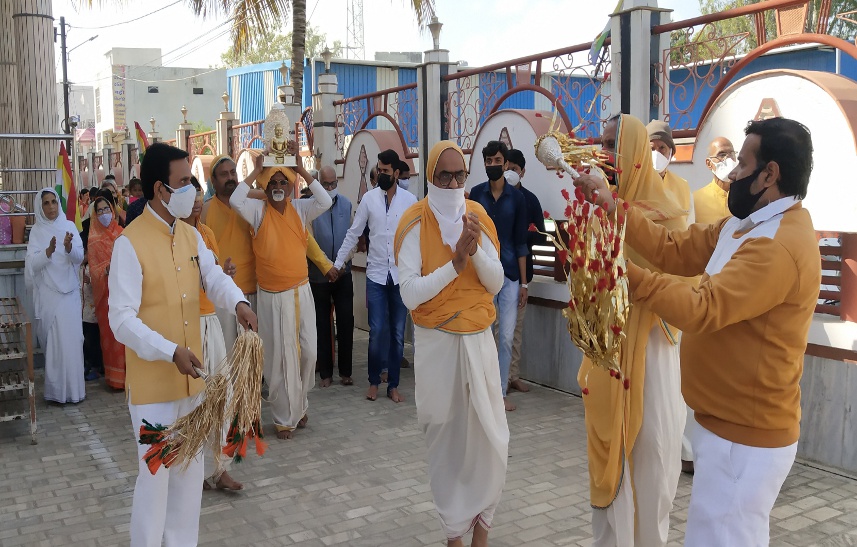 Festival: भक्तिभाव से मनाया जिनालय का वार्षिक महोत्सव