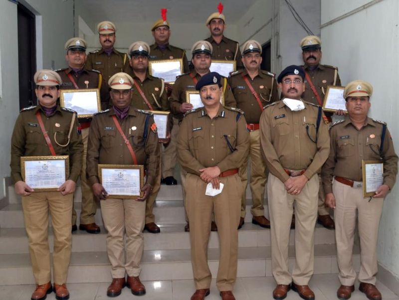 हिण्डौन के डीएसपी किशोरीलाल समेत करौली जिले में13 को मिला डीजीपी डिस्क-अवार्ड