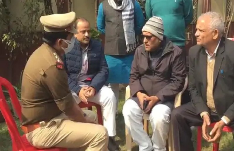 कांग्रेस प्रत्याशी अजय राय के घर पर पुलिस का पहरा