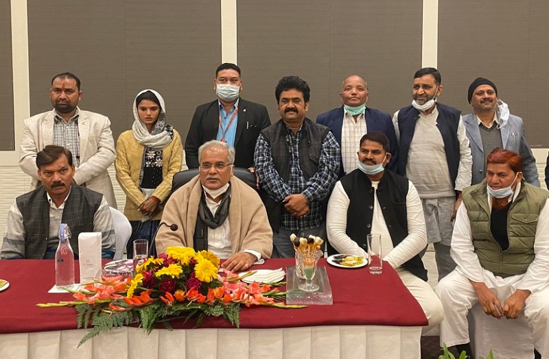 यूपी में चुनाव परिणाम चौंकाने वाले होंगे: भूपेश बघेल