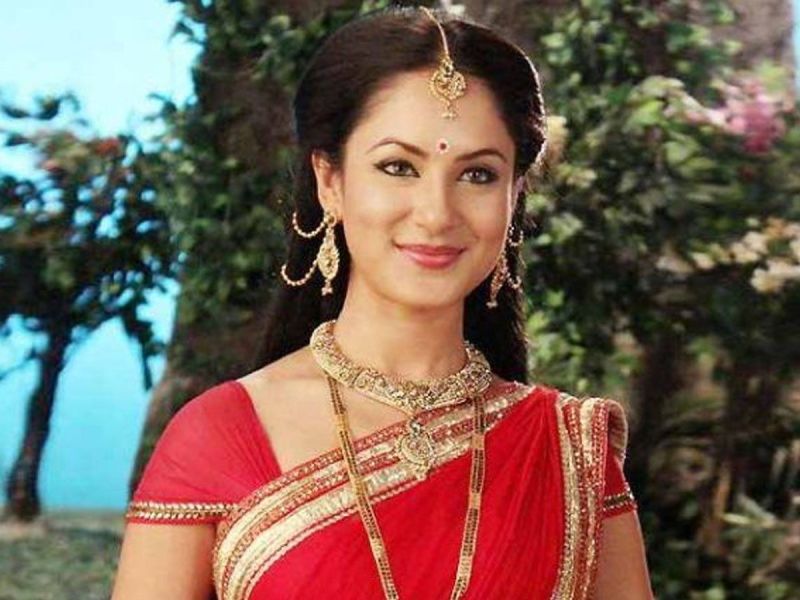 'देवों के देव महादेव' में मां पार्वती बनने वाली एक्ट्रेस के बोल्ड रूप को देख भड़के लोग, कहा- 'पार्वती के रुप में ही अच्छी लगती हो'