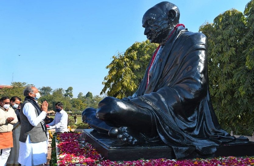 रीट मामले में मुख्यमंत्री बोले हर गलती कीमत मांगती है, जिसने गलती की, उसे कीमत चुकानी पड़ेगी