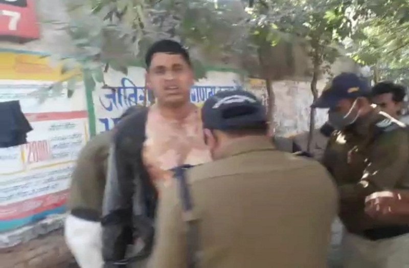 Protesters did not agree after burning three effigies