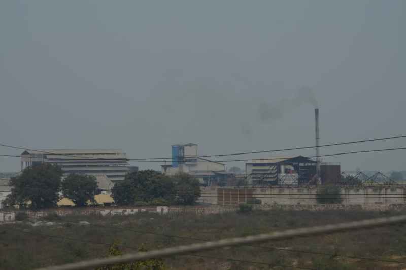 सुविधाओं की मलाई हजम कर चंपत हो गई कंपनियां