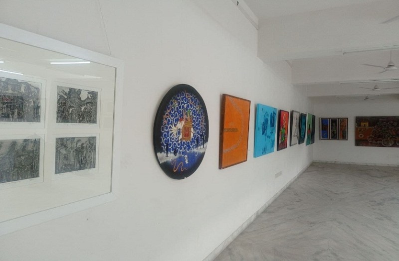 कला मेला से कलाकारों को उम्मीदें, युवा कलाकारों की पेंटिंग्स बिके तो मिलेगा प्रोत्साहन