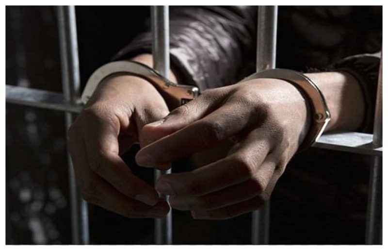 पत्नी के सामने प्यार का हुआ पर्दाफाश तो आशिक उठाने जा रहा था बड़ा कदम, जाने कैसे पत्नी व प्रेमिका के पति की हत्या करने की साजिश नाकाम