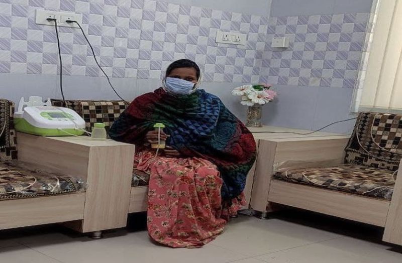 देखें...यहां मैया यशोदा करा रहीं नवजातों को अमृतपान