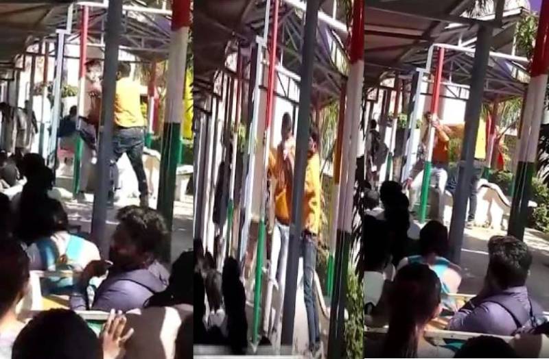 वैक्सीन से पहले शिक्षक ने दिया डोज- बच्चों के सामने स्टूडेंट की लात, घूंसों से पिटाई