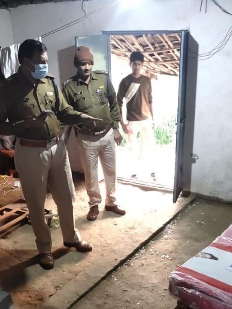 मोबाइल गुम हुआ तो कुल्हाड़ी से कर दी हत्या