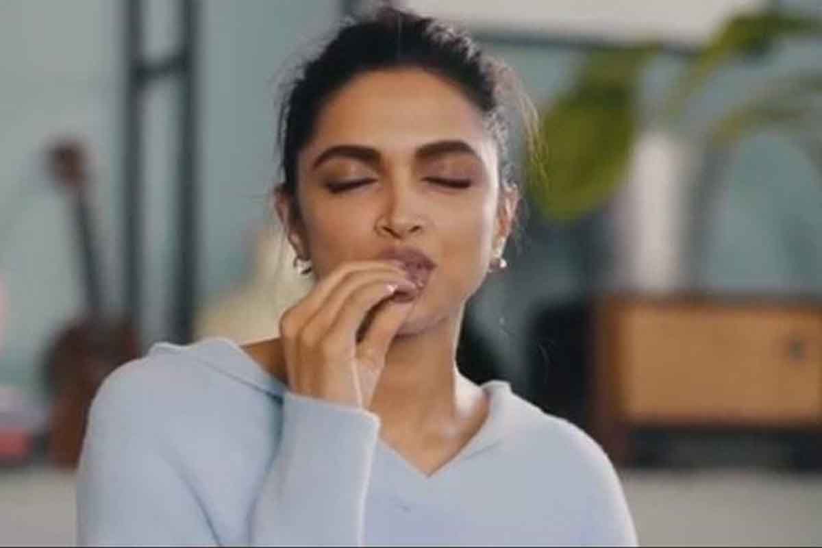 chocolate day alia bhatt and ranveer singh loves to eat chocolates