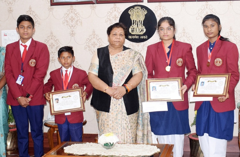 12 साल की उन्नति ने अपनी सूझबूझ से बचाई छोटे भाई की जान