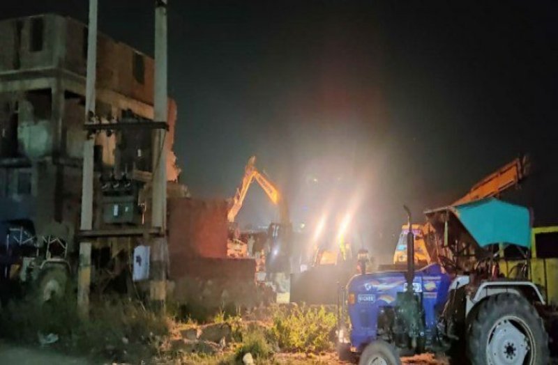 Building Collapse In Chaupanki Area Of Alwar Two Dies Several Injured