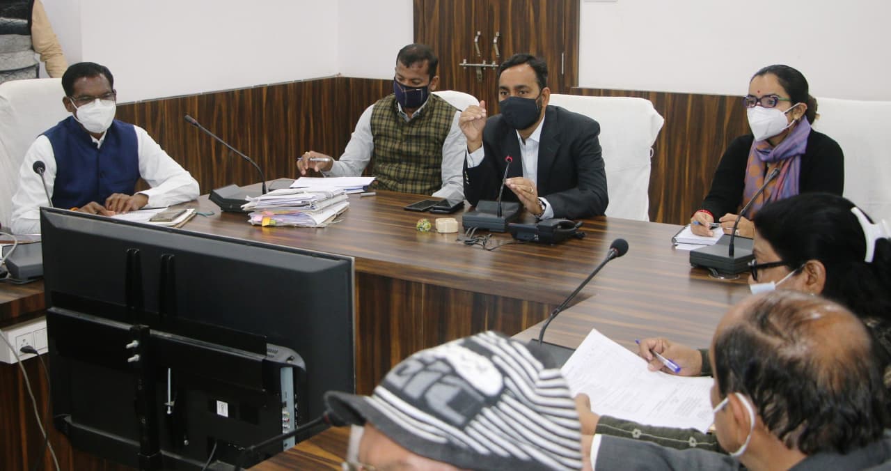 Satna: पिछले हफ्ते बड़ाई क्या कर दी आप लोग हाथ पर हाथ रख कर बैठ गए