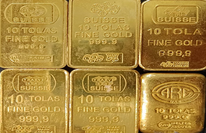 डीआरआई ने वाराणसी के बनारस रेलवे स्टेसन से पकड़ा तस्करी का सोना