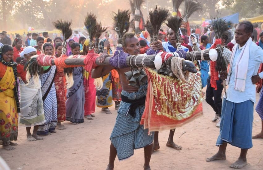 घोटपाल मेला में पहुचे देवी देवता