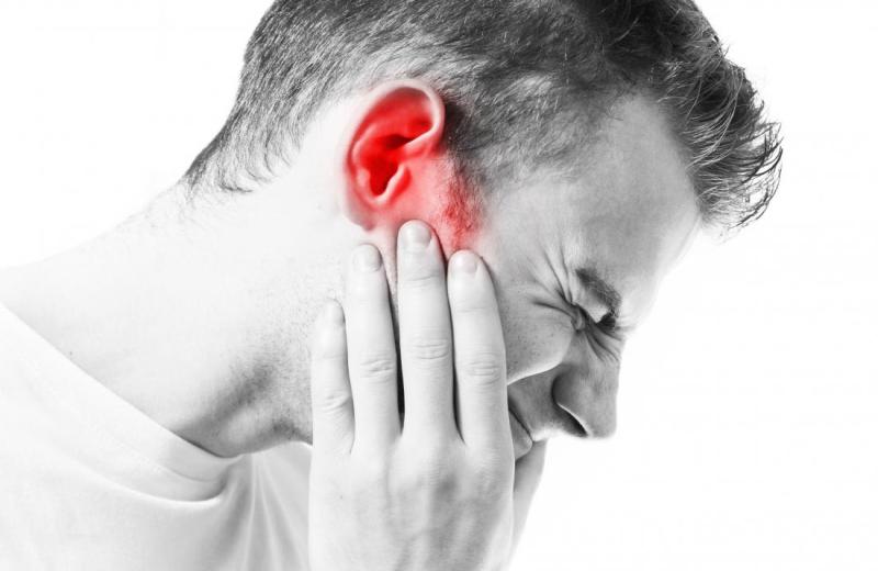 ear pain 