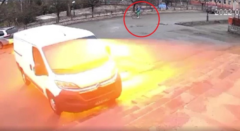Ukraine Russia War Live Video of Attack In Uman on Cyclist
