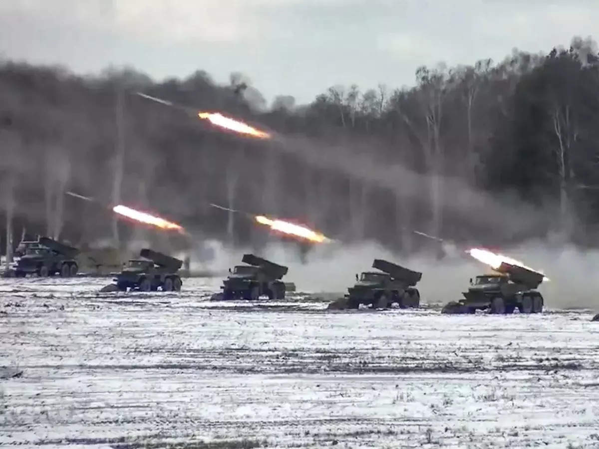 Ukriane Russia Troops Ukraine Facing Russian Aggression With These Weapons