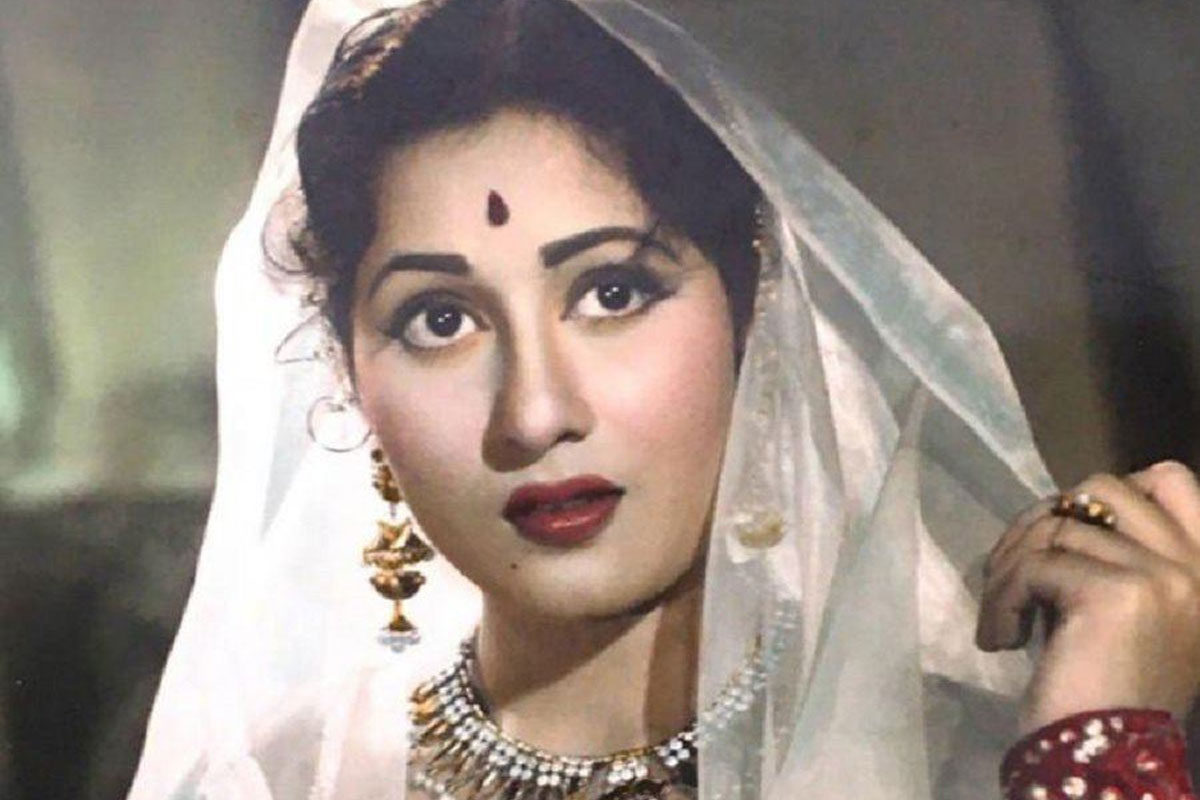 Madhubala died at the age of 36, used to cry a lot sitting alone