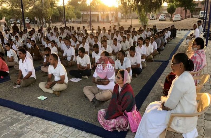 सर्वज्ञ और सर्वोच्च, आत्मा का पिता परमात्मा है