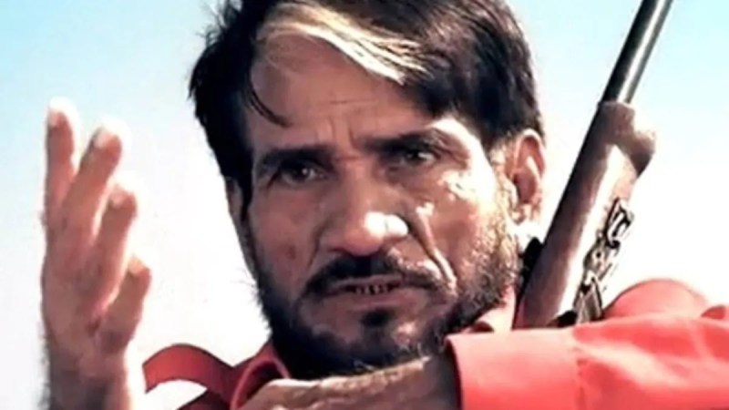 'शोले' फ़िल्म के खलनायक 'सांभा' बनना चाहते थे क्रिकेटर, अब इनका परिवार जी रहा है ऐसी जिंदगी