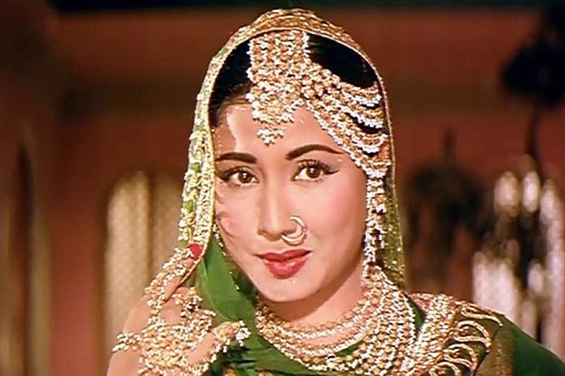 pakeezah_meena_kumari.jpg