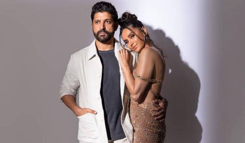 शादी के पहले ही प्रेग्नेंट हुईं थीं फरहान अख्तर की पत्नी? बेबी बंप के सच का किया खुलासा