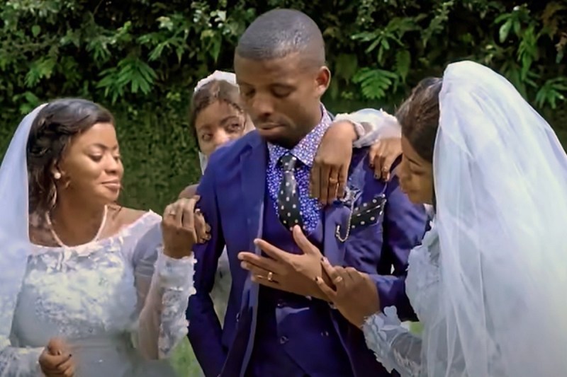 Men married triplets on same day  after they all propose to him