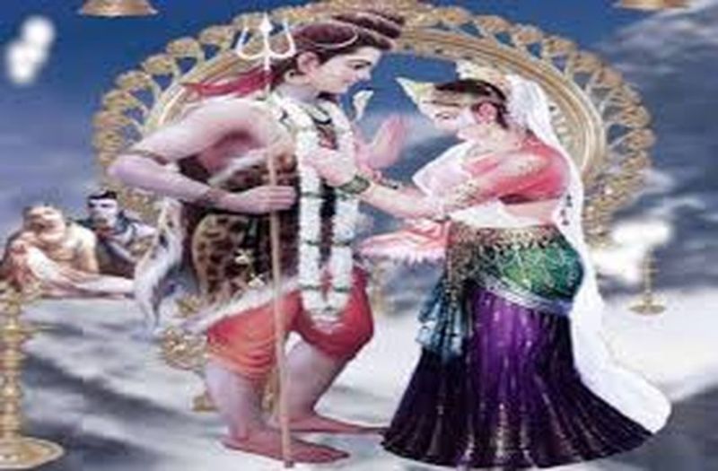 SURAT NEWS: रातभर गूंजते रहे मंत्र, होता रहा अभिषेक