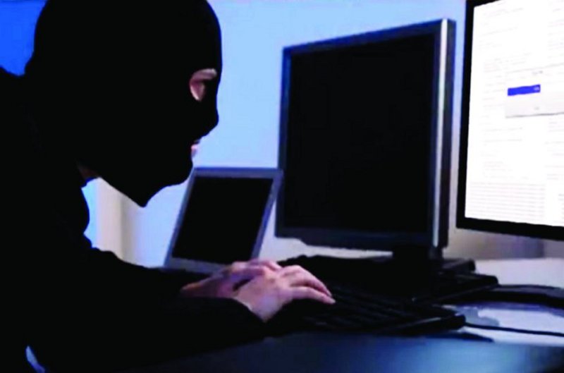 वैक्सीन कंपनी का परमानेंट सप्लायर बनाने का झांसा देकर 95 लाख ठगे