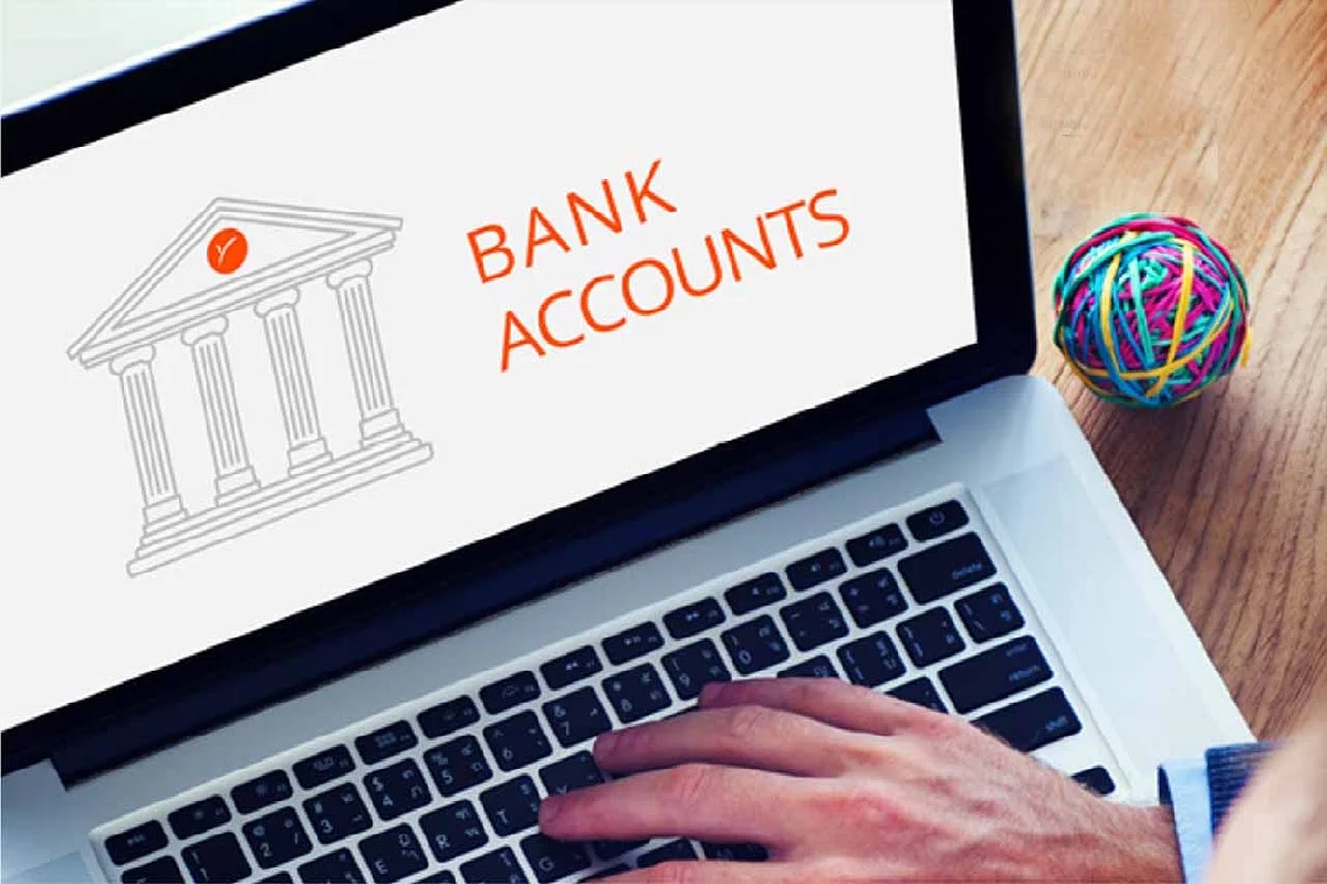 Bank Accounts: अगर आपका भी है एक से ज्यादा बैंक अकाउंट तो जरूर पढ़ लीजिए ये नियम, वरना हो जाएगा नुकसान