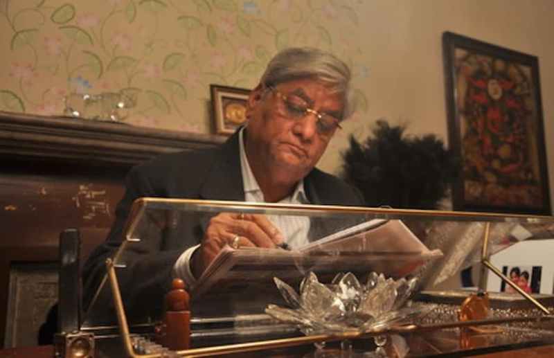 'पत्रिका' समूह के प्रधान संपादक गुलाब कोठारी