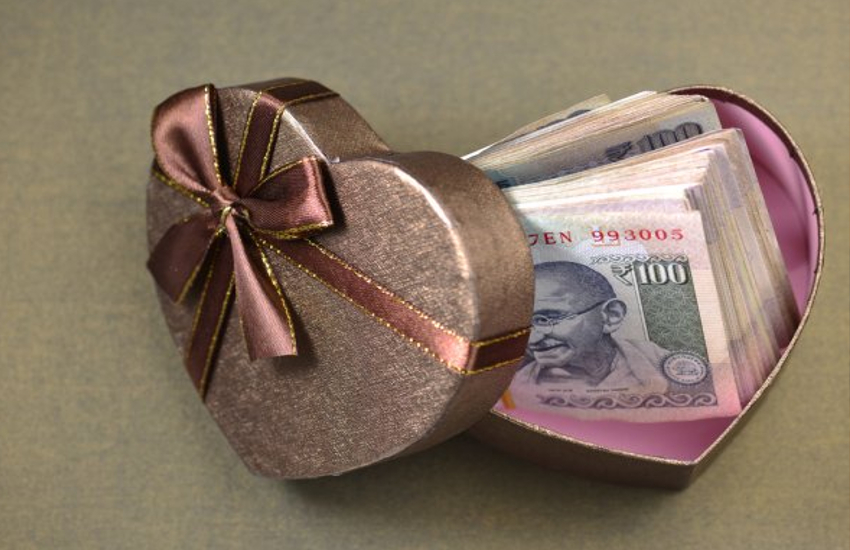 Financial gifts explained | Bestinvest