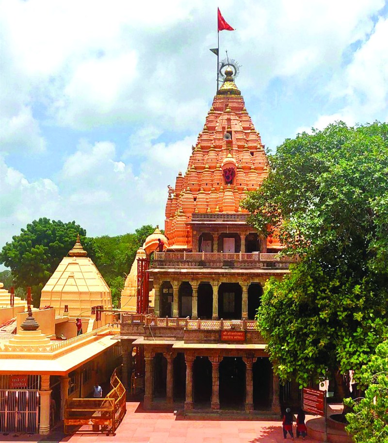 यूपी चुनाव में जीत की अरदास, महाकाल की शरण में भाजपा का शीर्ष नेतृत्व