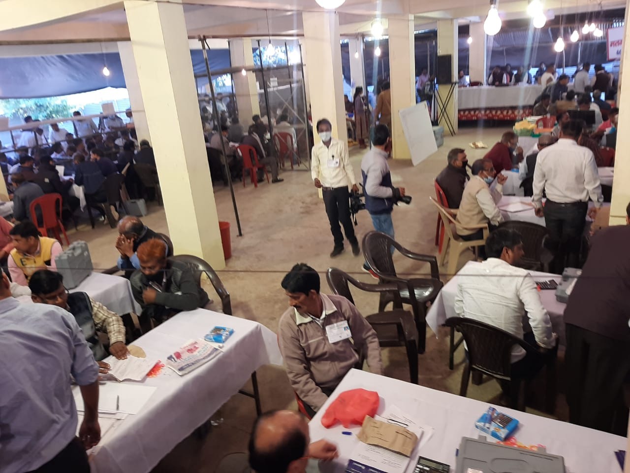 UP Assembly Elections 2022 Results : पश्चिमी उप्र की कई सीटों पर भाजपा आगे,मेरठ, मुजफ्फरनगर, सहारनपुर में कांटे की टक्कर