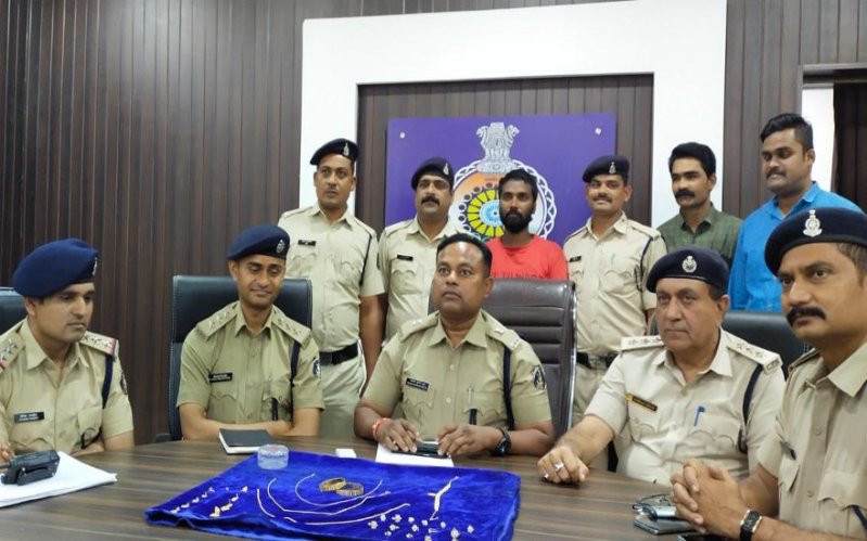 Gold and diamond jwelery