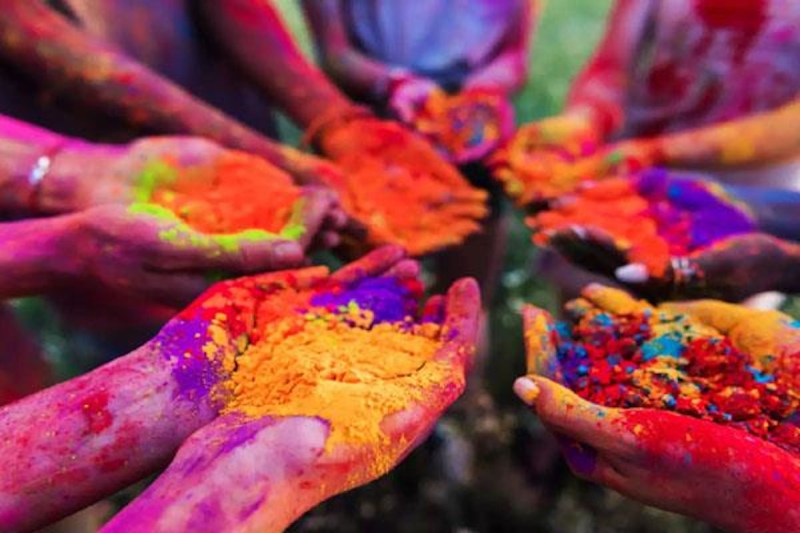 Happy Holi 2022 Different Colors of Holi and Their Benefits Importance