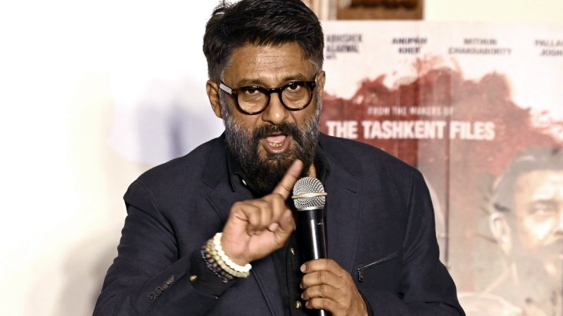 'द कश्मीर फाइल्स' को FREE में दिखाना चाहता था ये BJP नेता, विवेक अग्निहोत्री ने दे दी WARNING !!