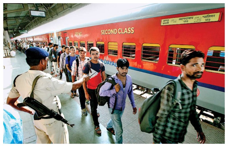 सफर करने से पहले हवाई, ट्रेन और बसों की जानकारी जरूर लें, करना पड़ सकता है लंबा इंतजार