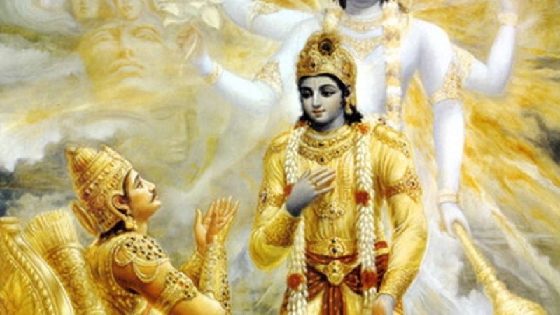 पर्दे के 'श्री राम' ने किया सवाल - 'सत्य बोलने के लिए गीता पर हाथ रखकर कसम खाई जाती है, तो सत्य जानने के लिए गीता पढ़ाई क्यों नहीं जाती?'