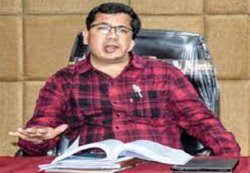 दो एसडीएम और तहसीलदार समेत 7 पर कलक्टर ने लगाया जुर्माना, की थी ये गलतियां - image